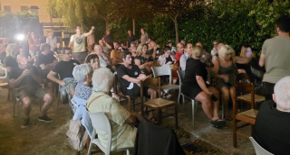 Caritas, assemblea di fuoco a Ponterotto: il vescovo Palmieri e gli assessori Sanguigni e Vesperini cercano una soluzione